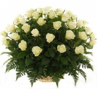 Корзина цветов из 51 розы